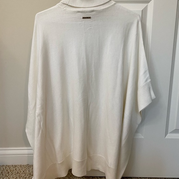 Michael Kors poncho Medium - Picture 3 of 3